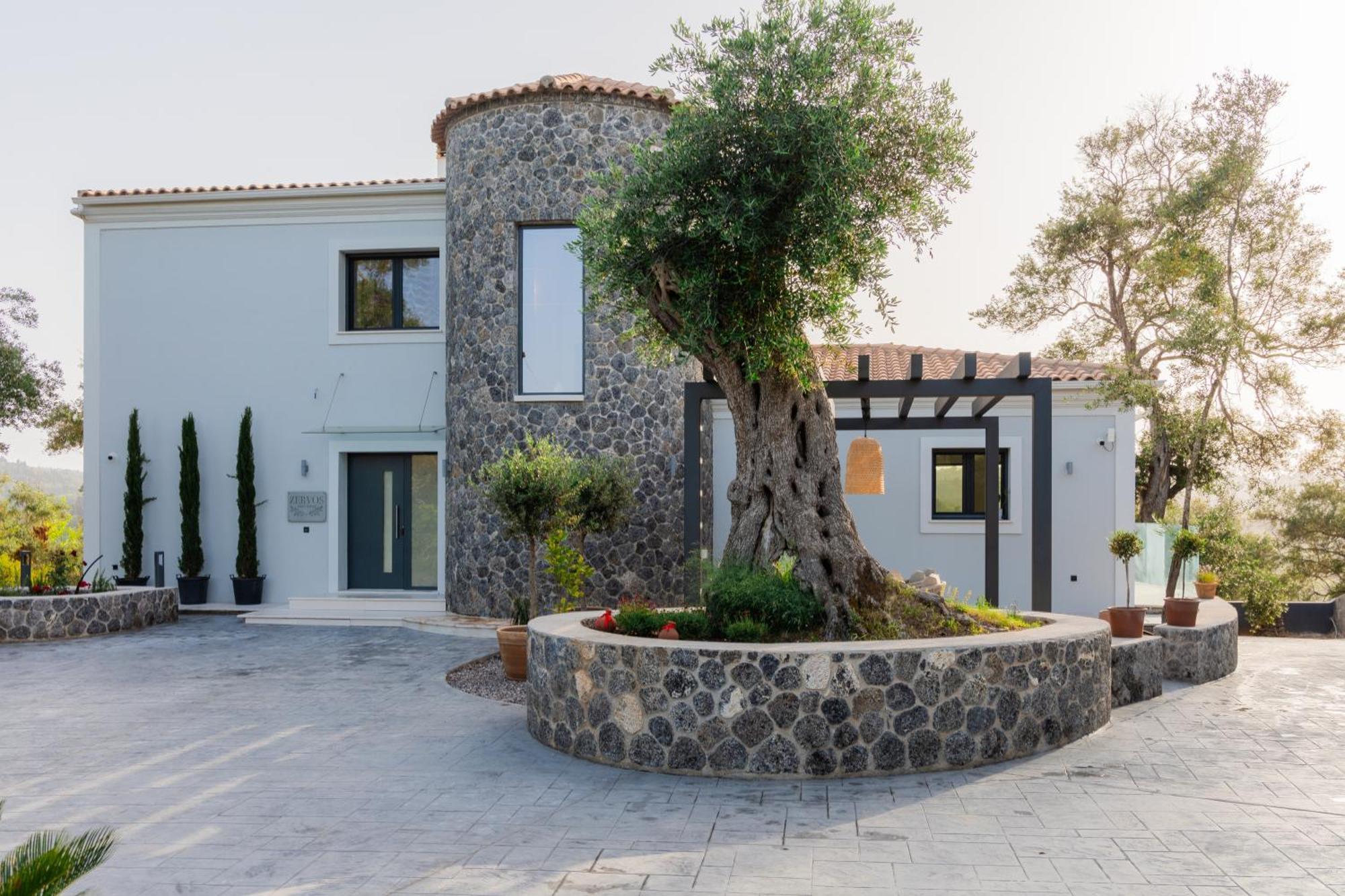 Zervos Corfu Estate Villa Kastania (Corfu)